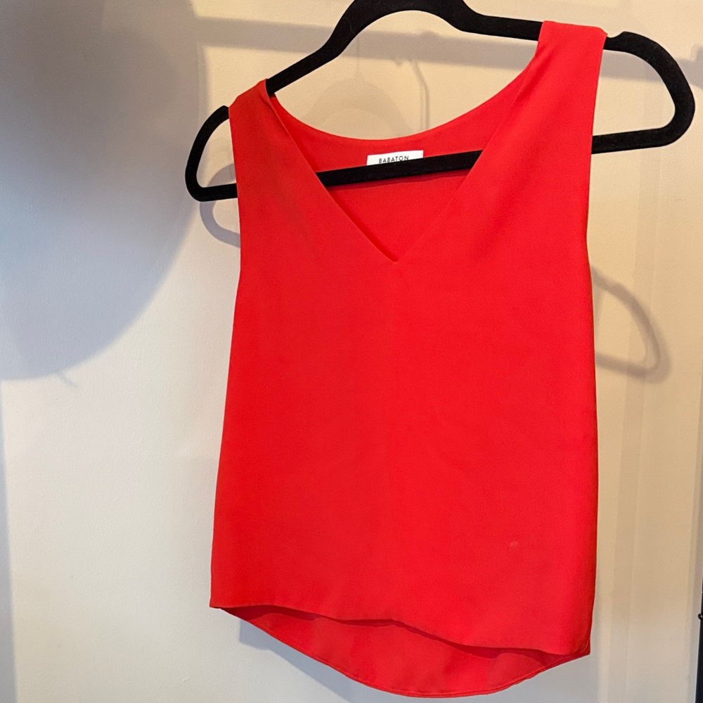 Babaton Bright Red V-Neck Sleeveless Camisole